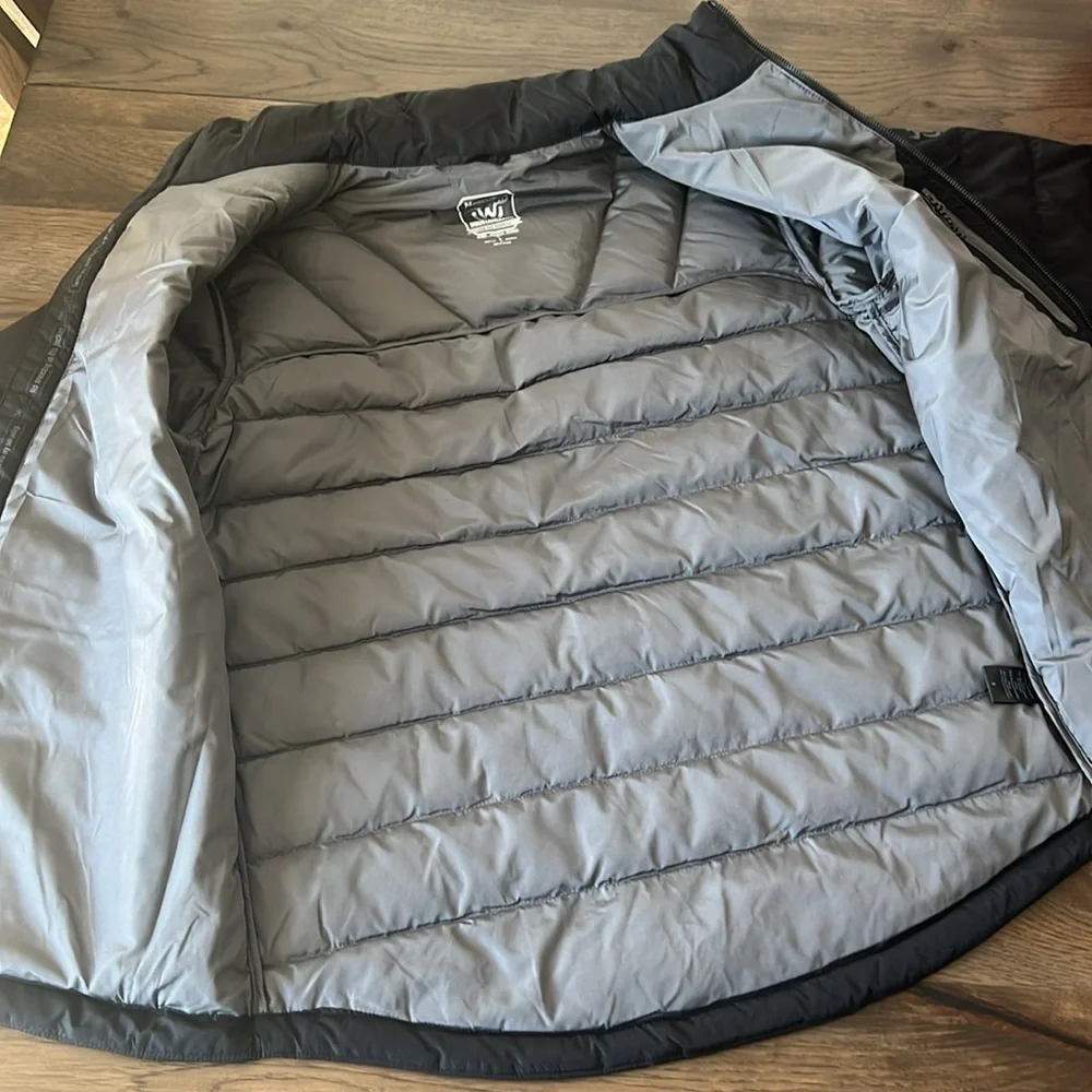 Moosejaw used excellent